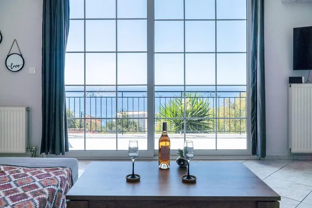 Come And Sea Apartment Vlachata Holiday home